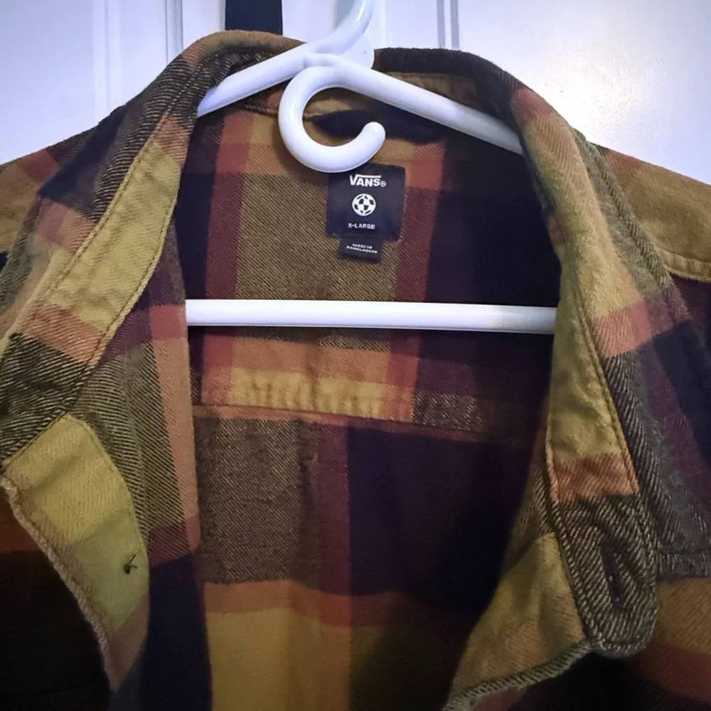 Vans Olive and Black Plaid Shirt Jacket - Picture 2 of 2